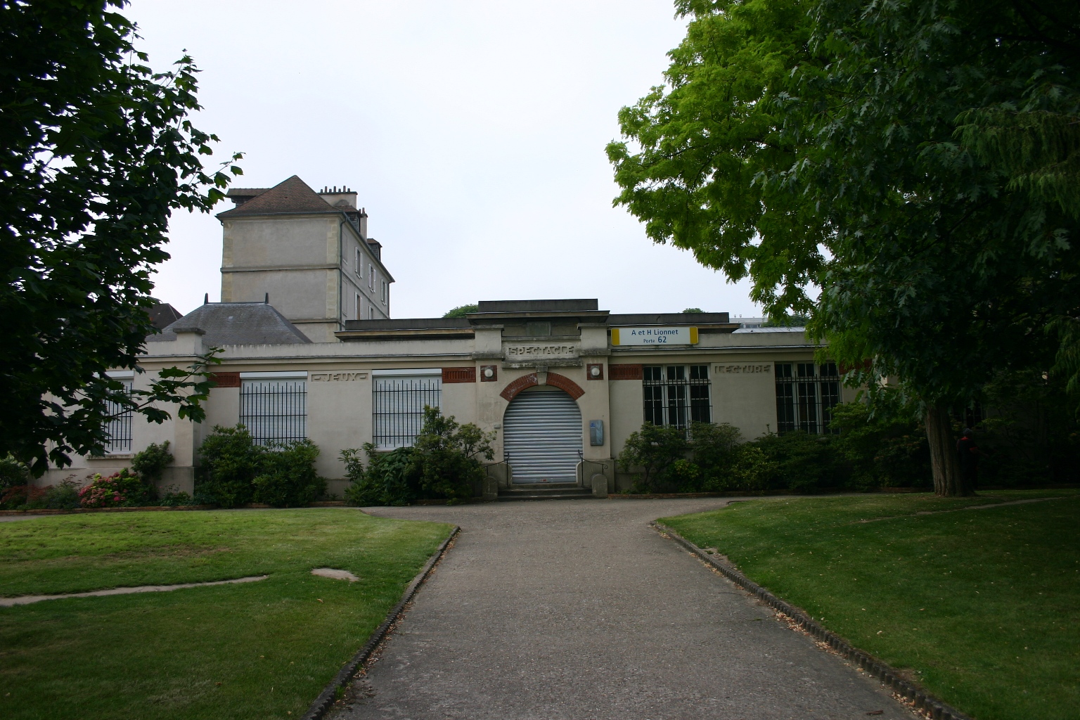 Anatole and Hippolyte Lionnet's Pavilion, Hôpital de Bicêtre, Paris (1).JPG